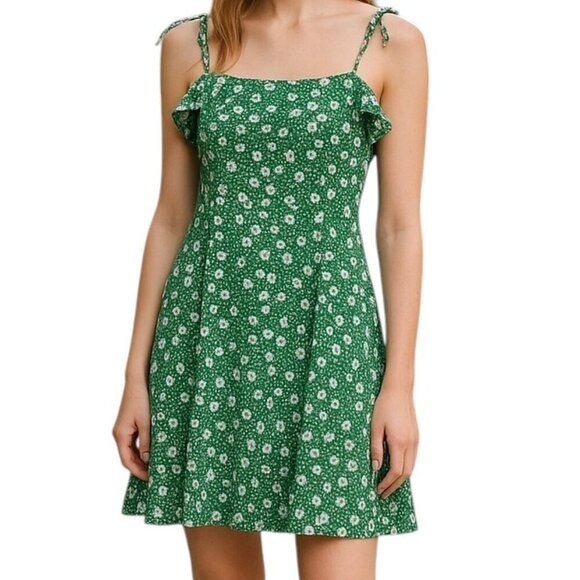 Zaful Spaghetti Strap Floral Green And White Mini Dress - Picture 2 of 8